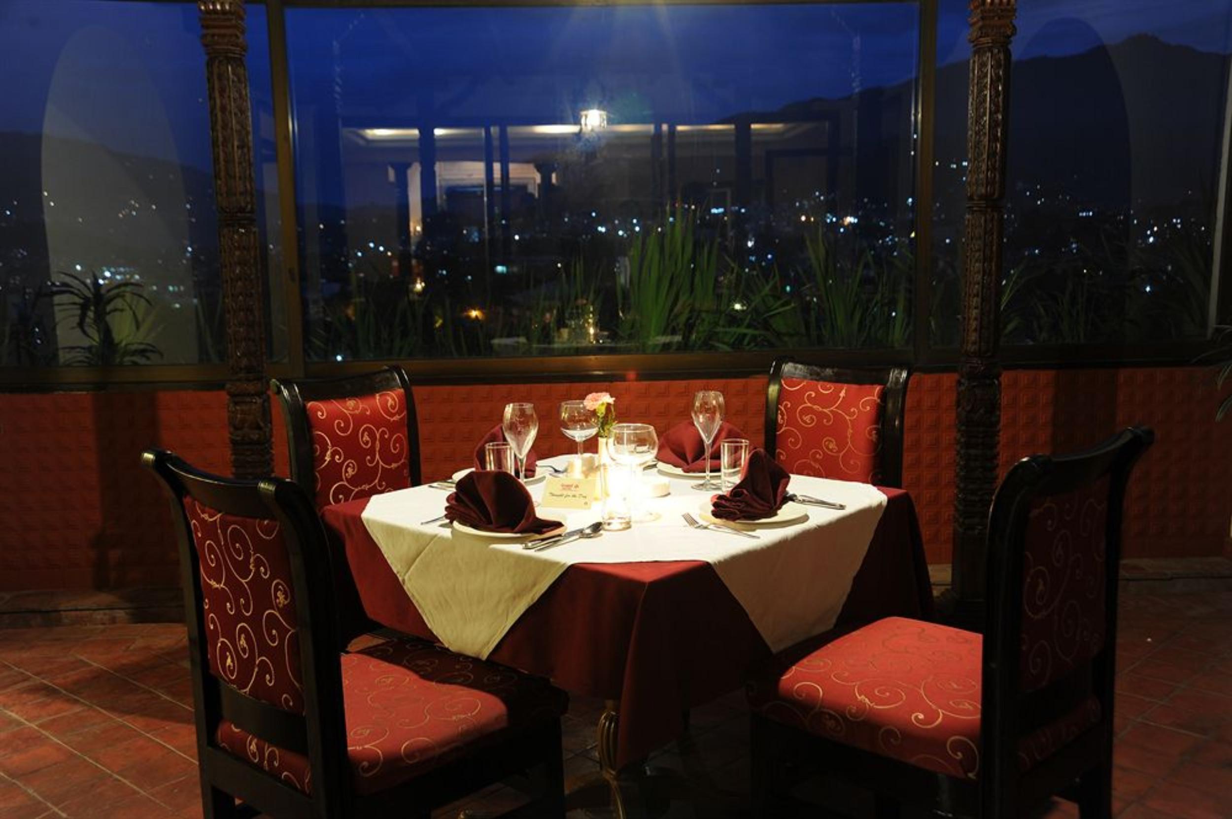 Grand Hotel Kathmandu Bagian luar foto