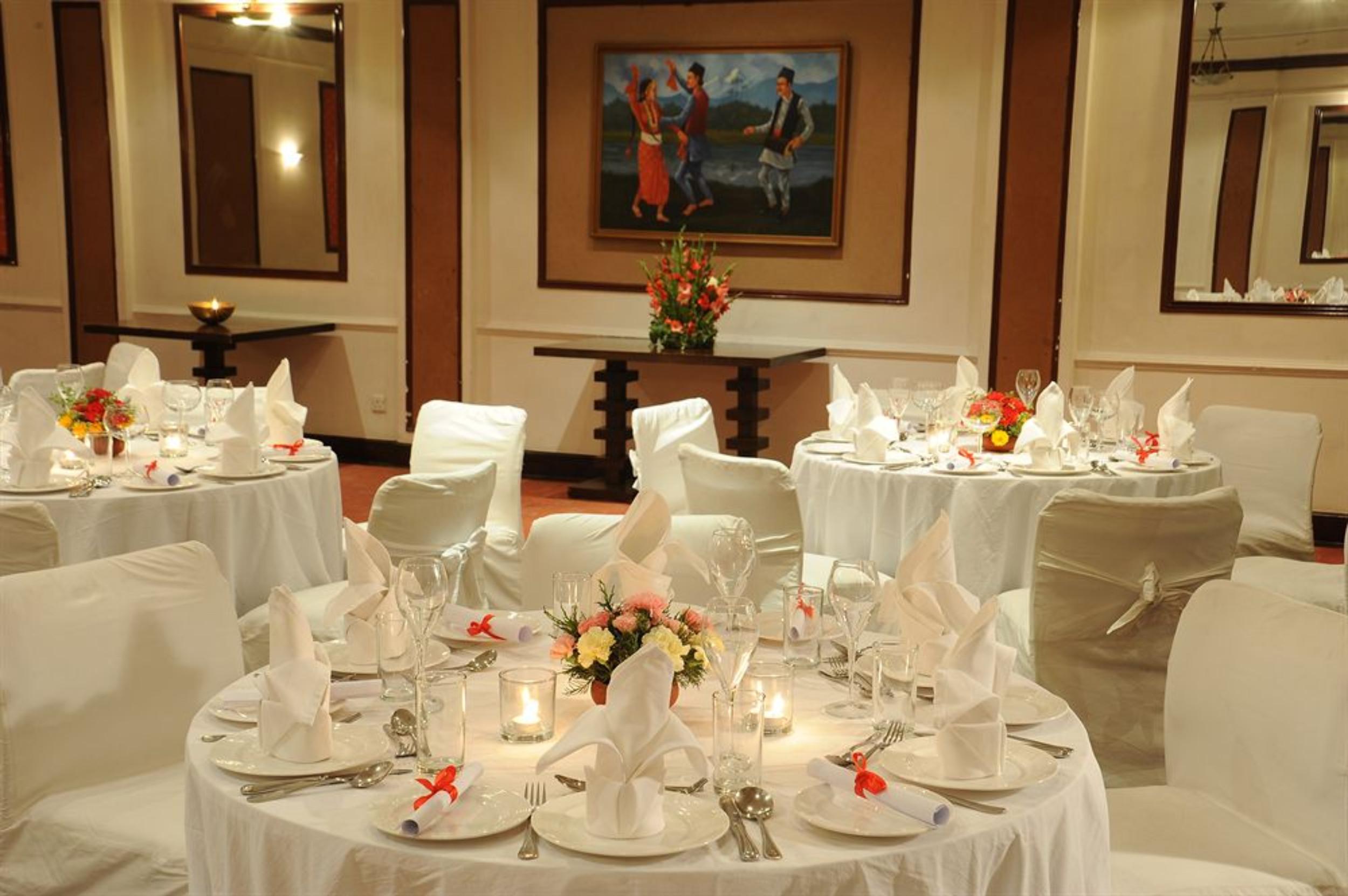 Grand Hotel Kathmandu Bagian luar foto