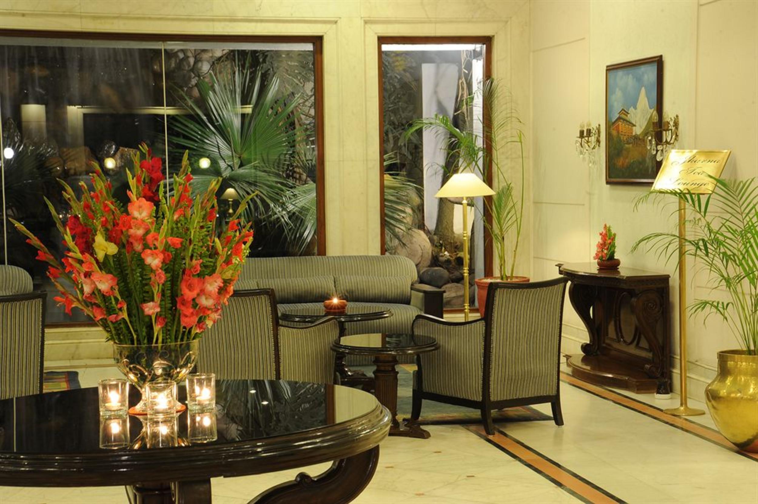 Grand Hotel Kathmandu Bagian luar foto