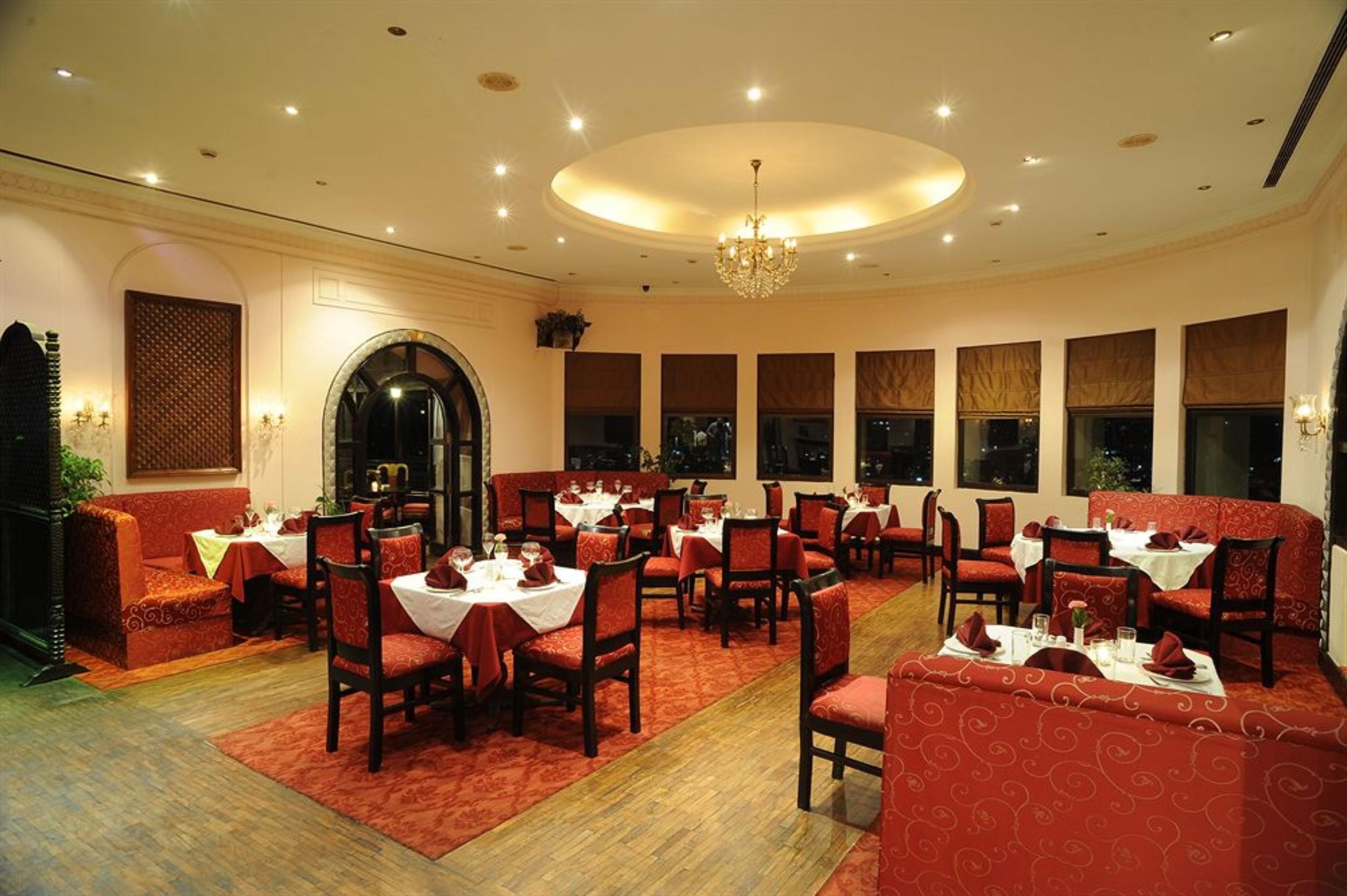 Grand Hotel Kathmandu Bagian luar foto