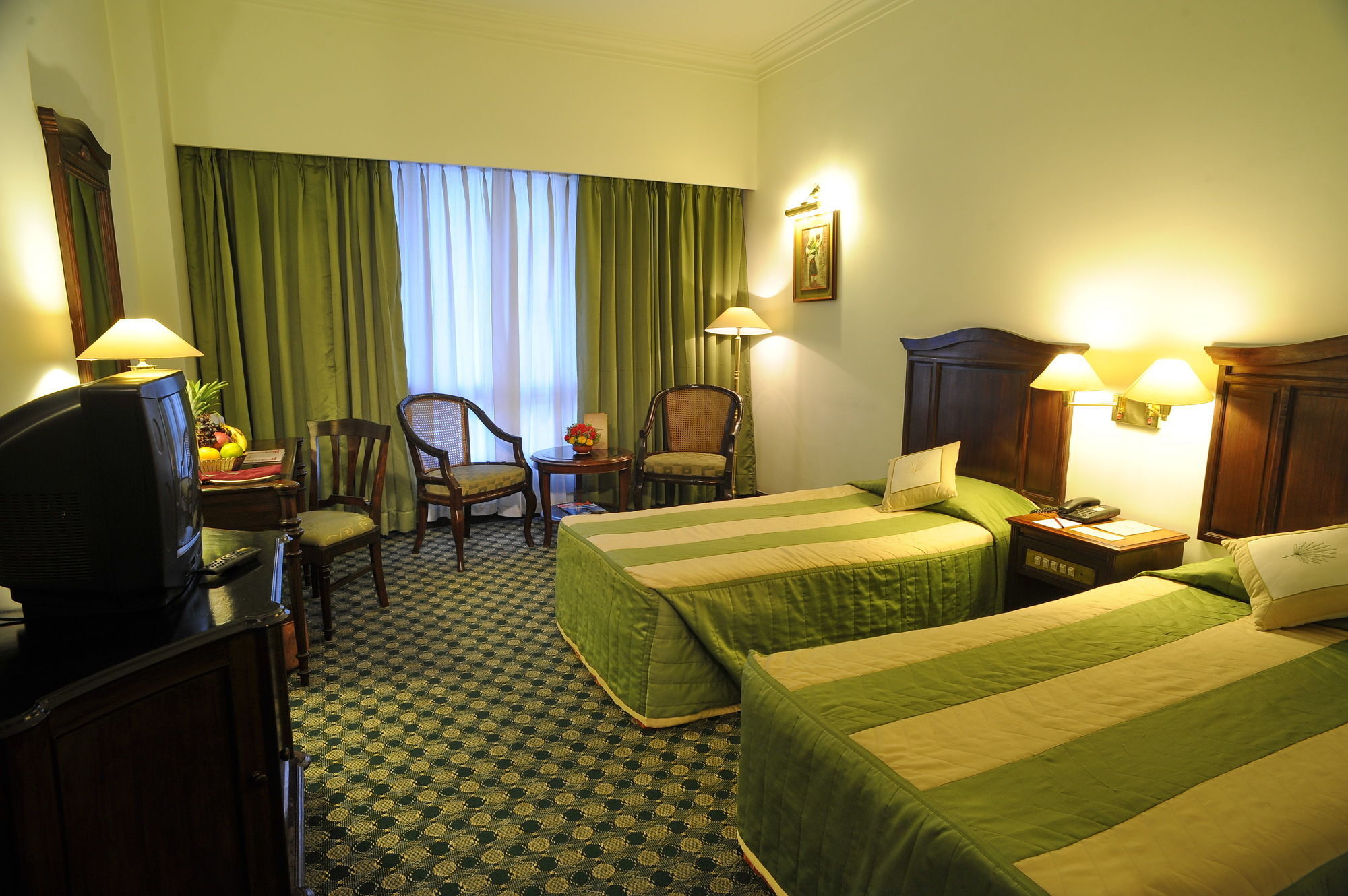 Grand Hotel Kathmandu Bagian luar foto